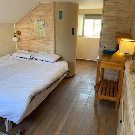 Sweet 'En Kerem View Bed & Breakfast Йерусалим Екстериор снимка