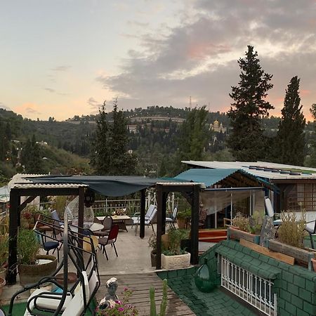 Sweet 'En Kerem View Bed & Breakfast Йерусалим Екстериор снимка