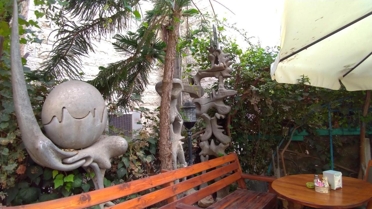 Sweet 'En Kerem View Bed & Breakfast Йерусалим Екстериор снимка